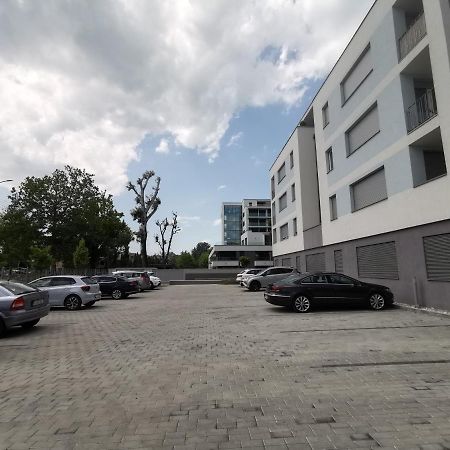 Vízpart Honvéd Apartman Balatonlelle Esterno foto