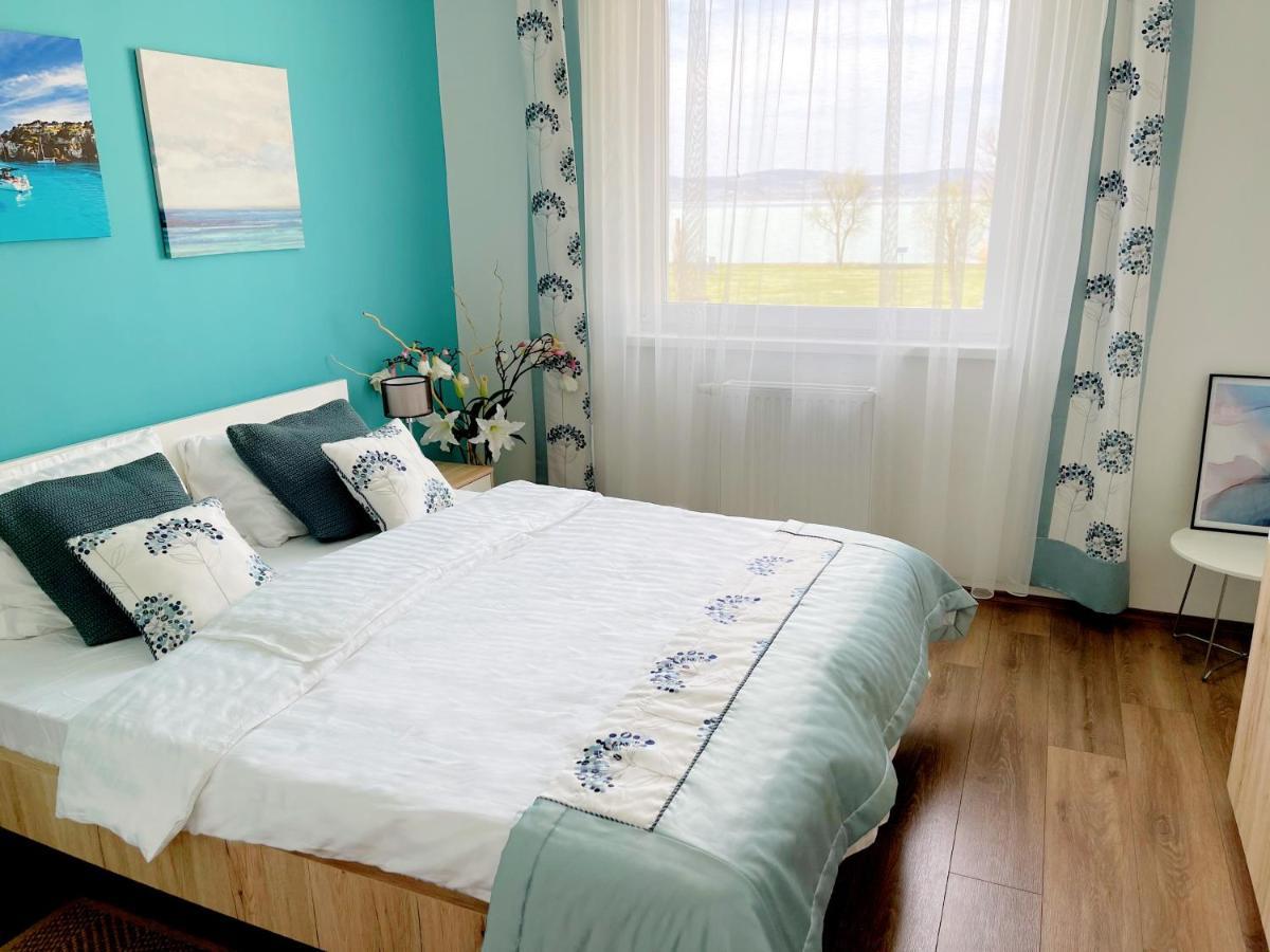Vízpart Honvéd Apartman Balatonlelle Esterno foto