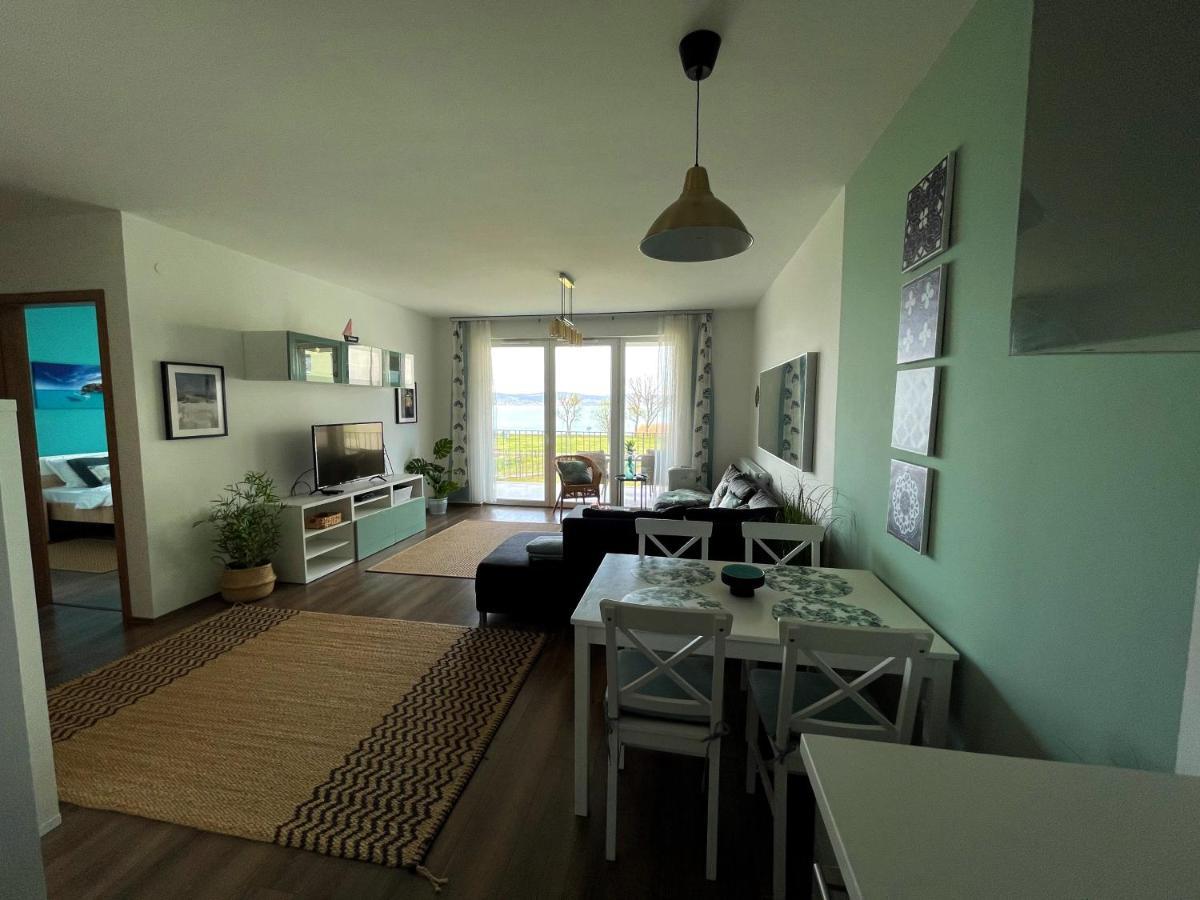 Vízpart Honvéd Apartman Balatonlelle Esterno foto
