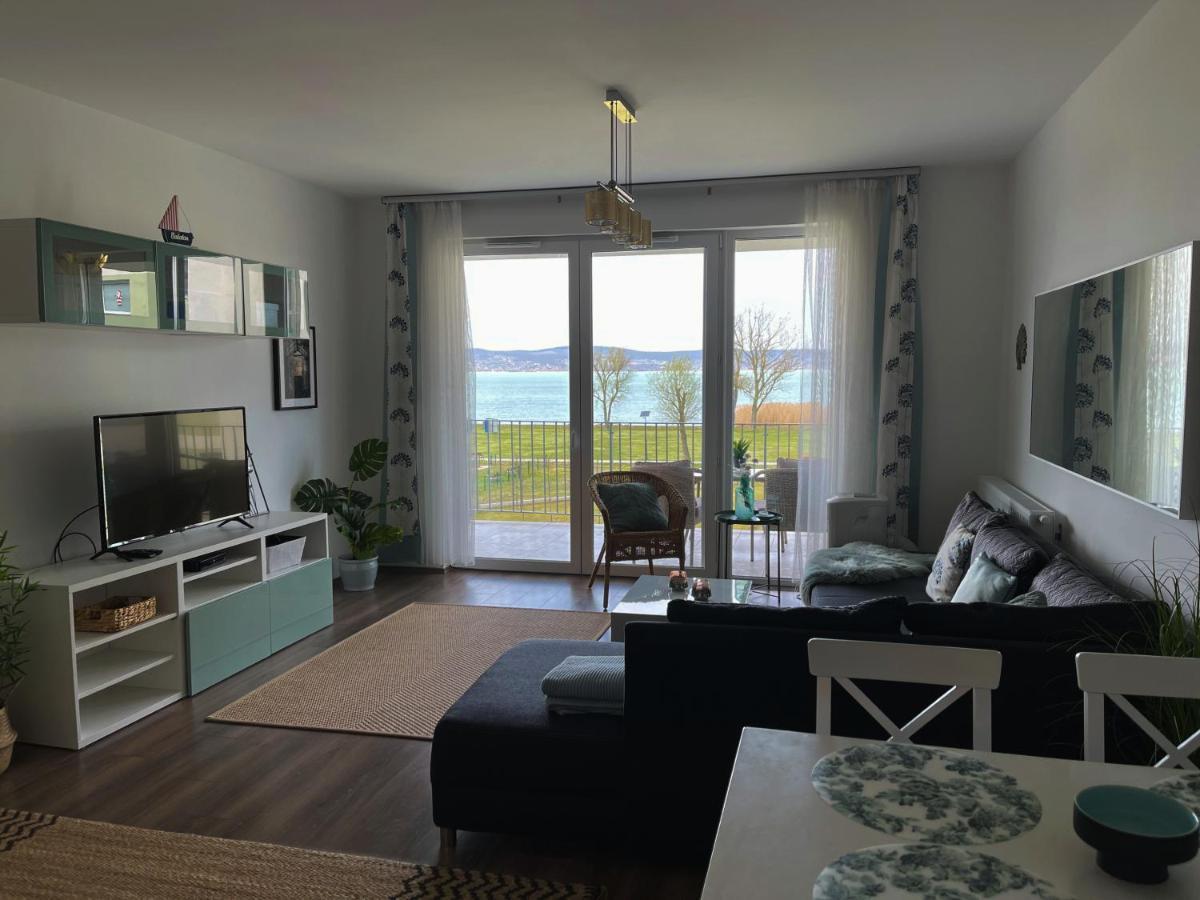 Vízpart Honvéd Apartman Balatonlelle Esterno foto