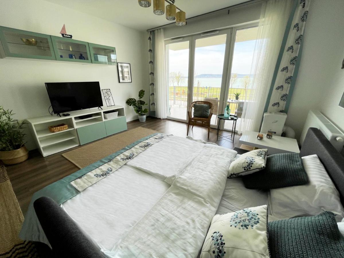 Vízpart Honvéd Apartman Balatonlelle Esterno foto